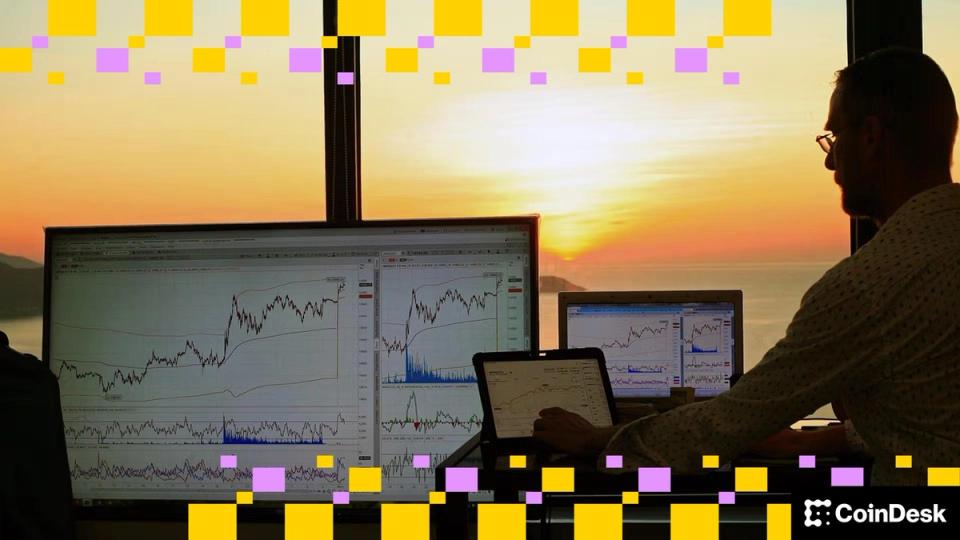 Bitcoin Dumps Under $99K, but Retail Sentiment Flashes Bottom for BTC, ETH, XRP Bitcoin Dumps Under $99K, but Retail Sentiment Flashes Bottom for BTC, ETH, XRP